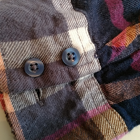 Vintage Flannel Shirt - Picture 4 of 4